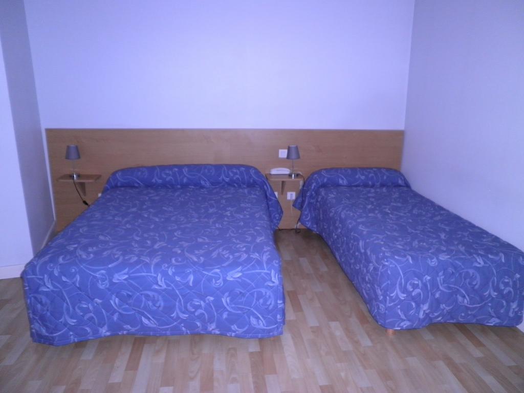Hotel Plaisance Brive-la-Gaillarde Kamer foto
