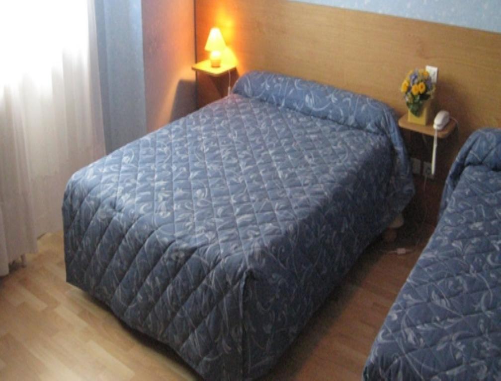 Hotel Plaisance Brive-la-Gaillarde Kamer foto